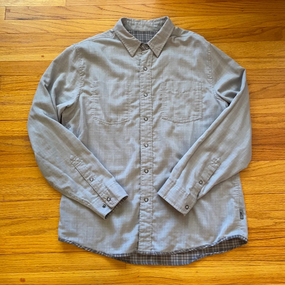 Men’s reversible Royal Robbins shirt